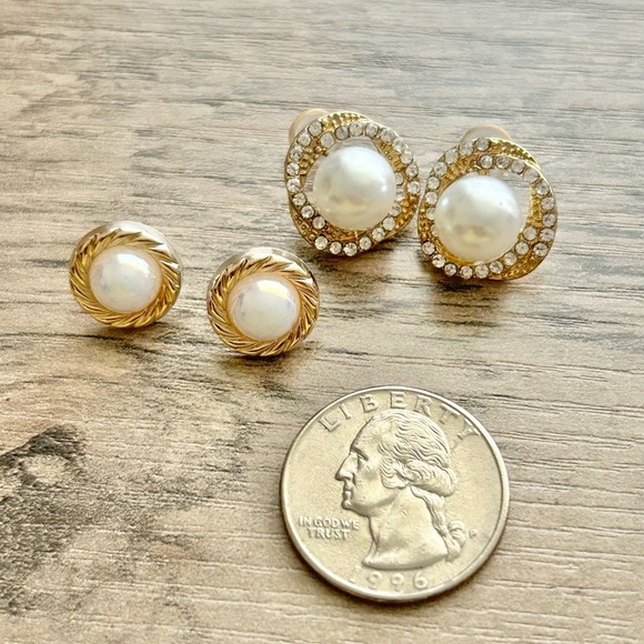 Vintage Pearl & Gold Tone Clip-On Earrings Bundle (2) - Picture 2 of 5
